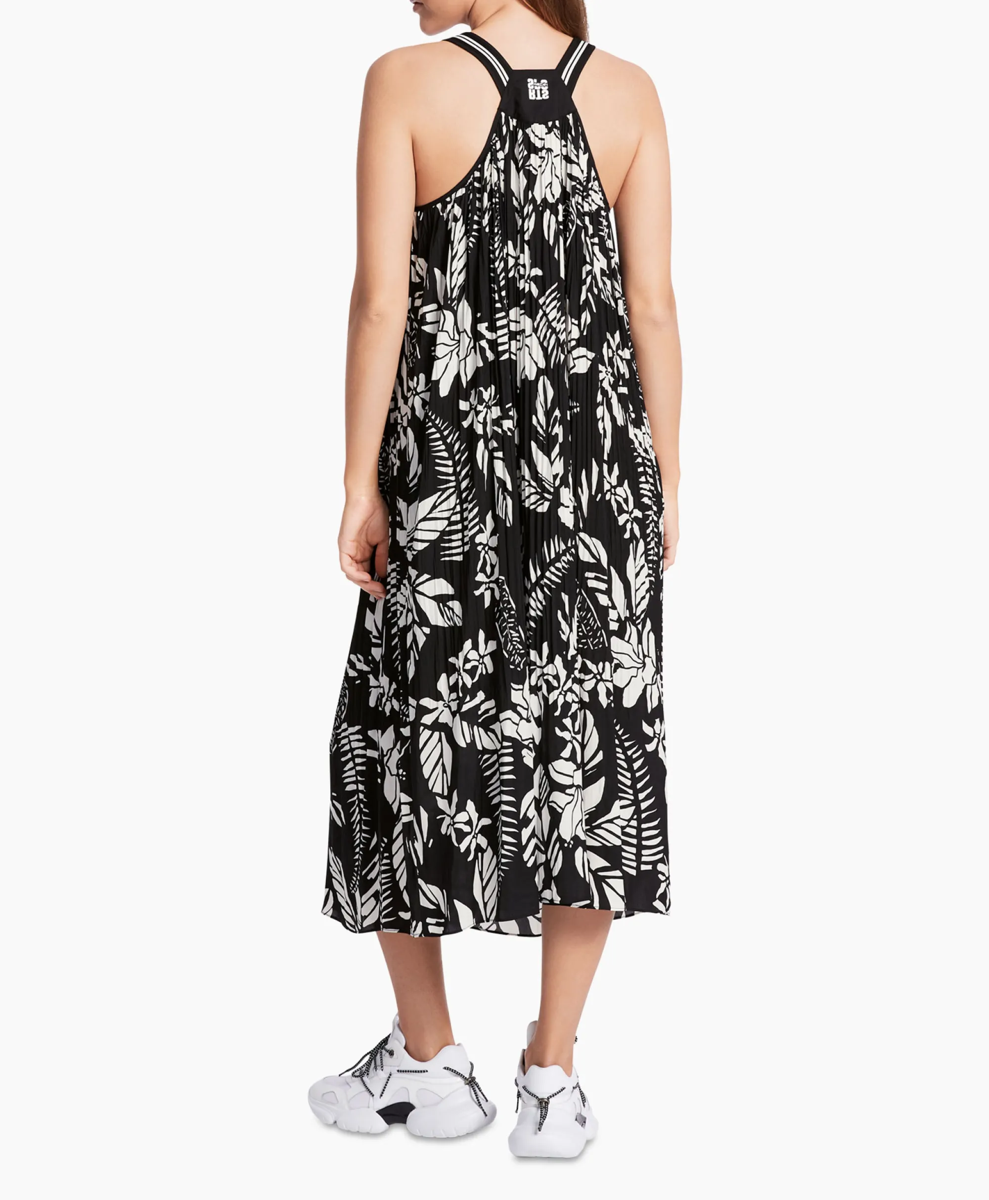 Marccain Sport Jurk Ws 21.08 W22 Zwart*Dames Bruiloftskleding